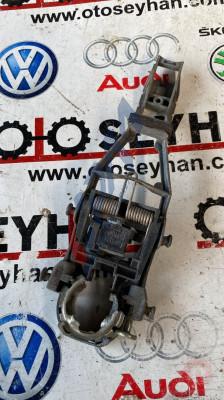 1Z0839885 volkswagen golf 5 sağ arka kapı açma kolu braketi