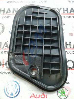 5JA837915B seat toledo 2012 19 sol ön kapı iç panel kapağı