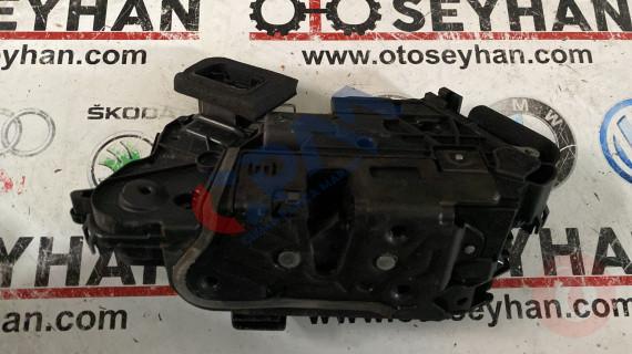 5TB837015C skoda scala kodiaq octavia polo ateca 2020 sol ön kapı kilidi