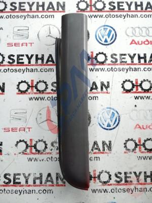 90811 9C500 nissan vanetta cargo sol bağaj kapağı plaka üst çıtası