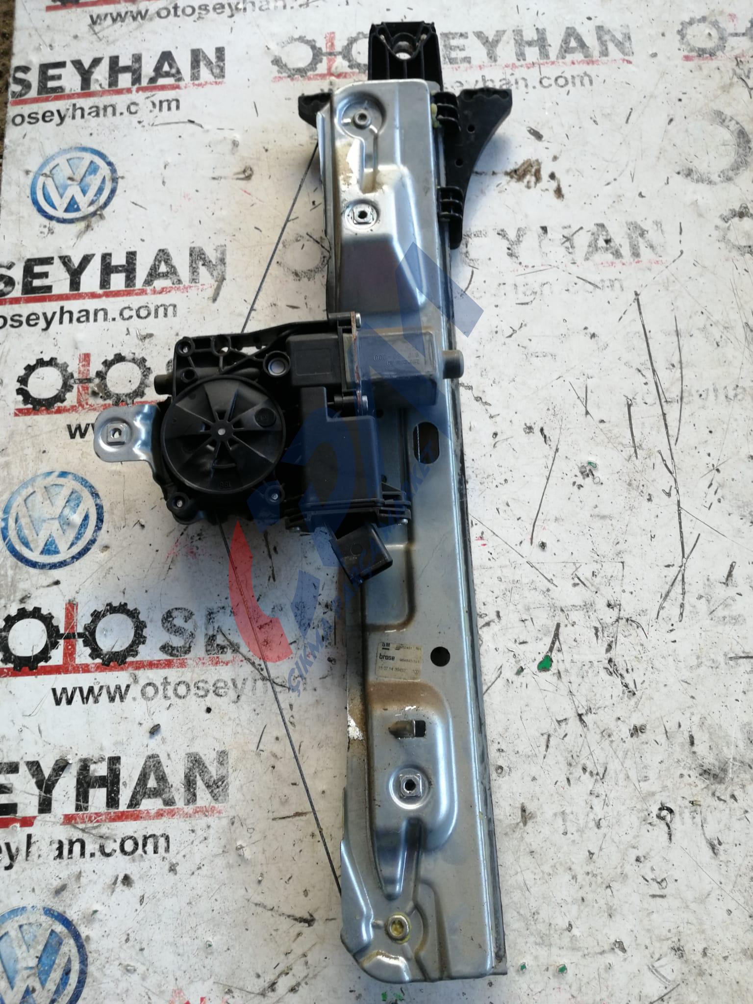 20952451 opel insignia 2014 sağ arka kapı cam motoru krikosu