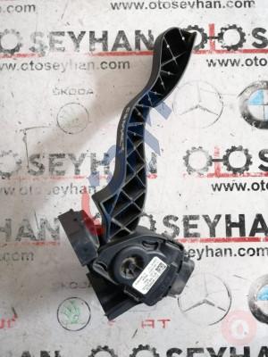 7T11 9F836 CB Ford connect 2008 110 hp gaz pedalı