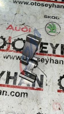 8K0831402K volkswagen golf 7 sağ arka kapı üst menteşesi