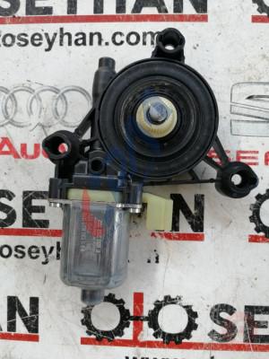 5Q0959802C audi a3 2020 sol ön kapı cam motoru