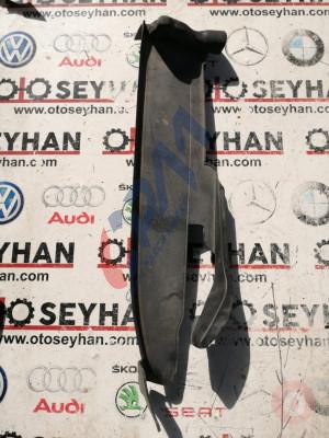 8V0821169E audi a3 2020 sol çamurluk üst kaplaması davlumbazı