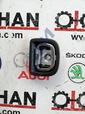 8V0863503C audi a3 2020 bağaj bağlama kancası