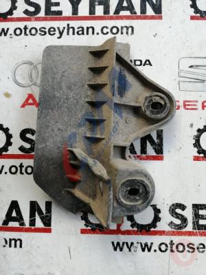 8V5853833 audi a3 2020 sol çamurluk bağlantı braketi