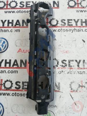 036971815A volkswagen golf 6 1.4 tsi cax bobin tesisatı kaplaması