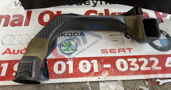 55845 12240 toyota corolla 2008 göğüs sağ havalandırma kanalı