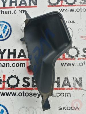 58839 12030 Toyota corolla 2008 orta kolsol sağ eşya gözü ceplik