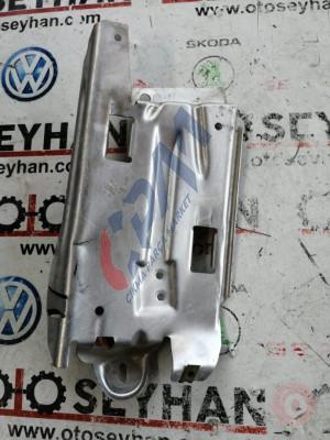 8L1864775 volkswagen golf 4 sol ön ayak basma braketi