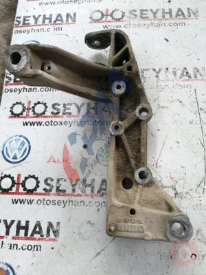 1K0199295E volkswagen golf 5 ön travers sol tabla braketi