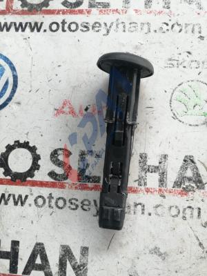 1K0881920E seat leon 2010 ön koltuk başlığı yuvası düğmeli