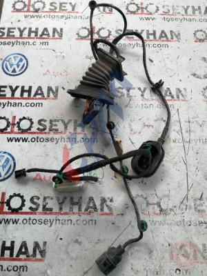 1K4971693T volkswagen golf 5 sol arka kapı tesisatı