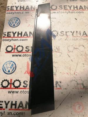 1K6839901C volkswagen golf 5 sol arka kapı dış direk kaplaması