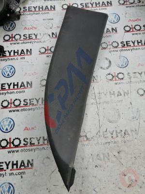 1P0867114 seat leon 2009 sağ ön kapı kartonu döşemesi