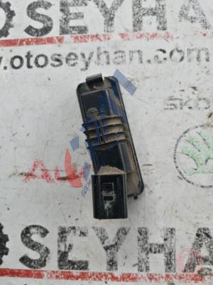 3D0943021A volkswagen golf 5 plaka lambası