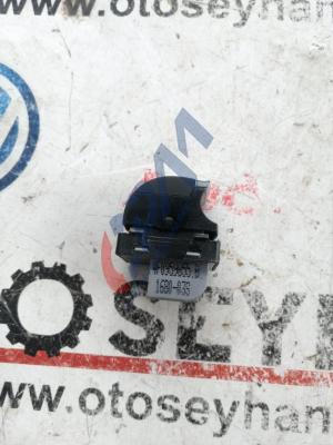 4F0959855B audi a3 2010 sağ ön kapı cam düğmesi