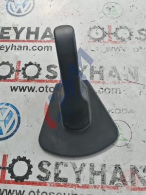 8P0886197 Volkswagen golf 5 arka koltuk bağlantı yuvası kapağı