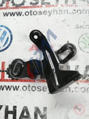 8P4864200A audi a3 2010 göğüs bağlantı demiri