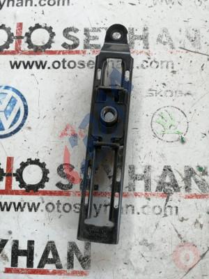 1J0857819H volkswagen bora orta direk emniyet kemeri ayar mekanizması