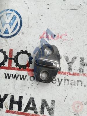 3B0837033F volkswagen passat B5 sağ arka kapı kilit karşılığı