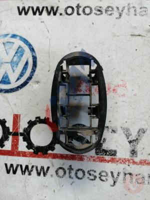 8D0937545E volkswagen passat B5 sol orta direk tesisat fiş soketi tutucu