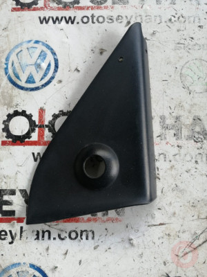 6K0837994A vw caddy 2000 sağ ön kapı ayna ayar kaplaması