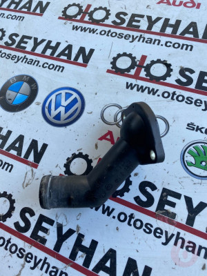 06A121121C volkswagen jetta golf leon A3 1.6 bse blok su çıkış borusu