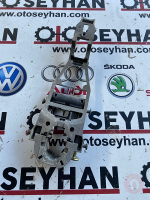 1K0837885 volkswagen jetta golf leon sol kapı açma kolu braketi