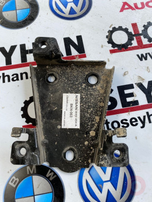 28452 4EA1A nissan qashqai J11 bağlantı demiri braketi