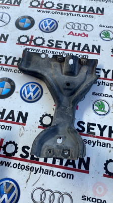 5N0805567E volkswagen tiguan 2012 ön panel radyatör sacı demiri