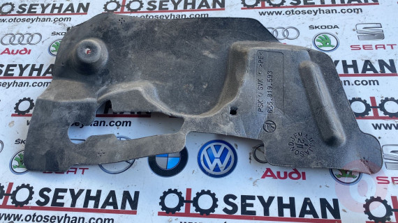 655819593 skoda kamiq scala 2021 direksiyon göğüs alt pedal kaplaması