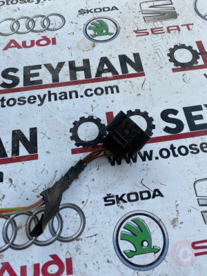 8K0973724A audi A3 2015 tesisat fiş soketi