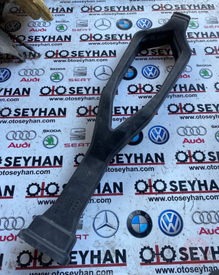 8V0857039 audi A3 2015 orta konsol arka havalandırma borusu