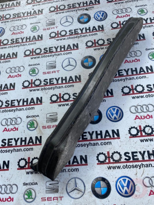 8V0864235 audi A3 sportback 2015 sol ön çamurluk iç süngeri