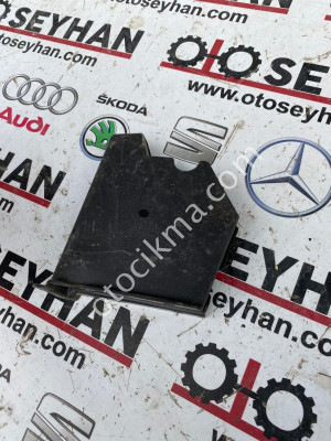 09116047 opel corsa C koltuk alt kapağı