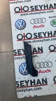 3AA867172 vw passat b7 sağ ön kapı iç çekme kolu kaplaması