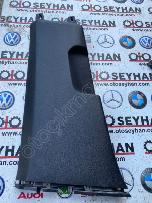 5H0867291 volkswagen golf 8 orta sol direk kaplaması