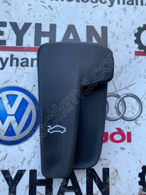 5H1823533 volkswagen golf 8 kaput açma kolu mandalı