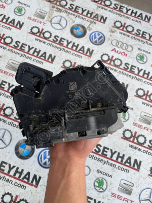 5TB837016E vw golf 8 audi a1 sağ ön kapı kilidi