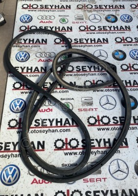 5C6864298 5C6863289E Volkswagen jetta 2011 15 arka havalandırma