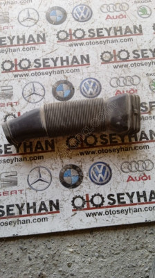 6R0129618 Polo 2012 dizel cay motor hava filtre borusu