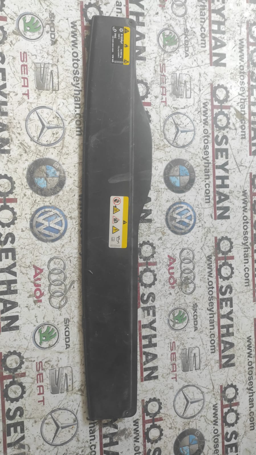 5Q0129954 F Golf 8 2022 1.0 TSI ön panel üst havalandırma kanalı kapağı