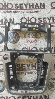 3G1864263 Passat b8 DSG vites kolu çerçevesi