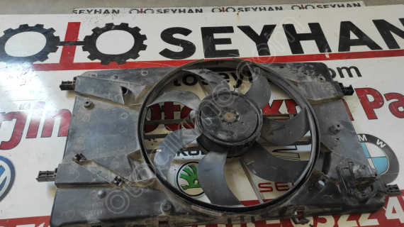 16470880 52430903 Opel Astra J fan davlumbazı