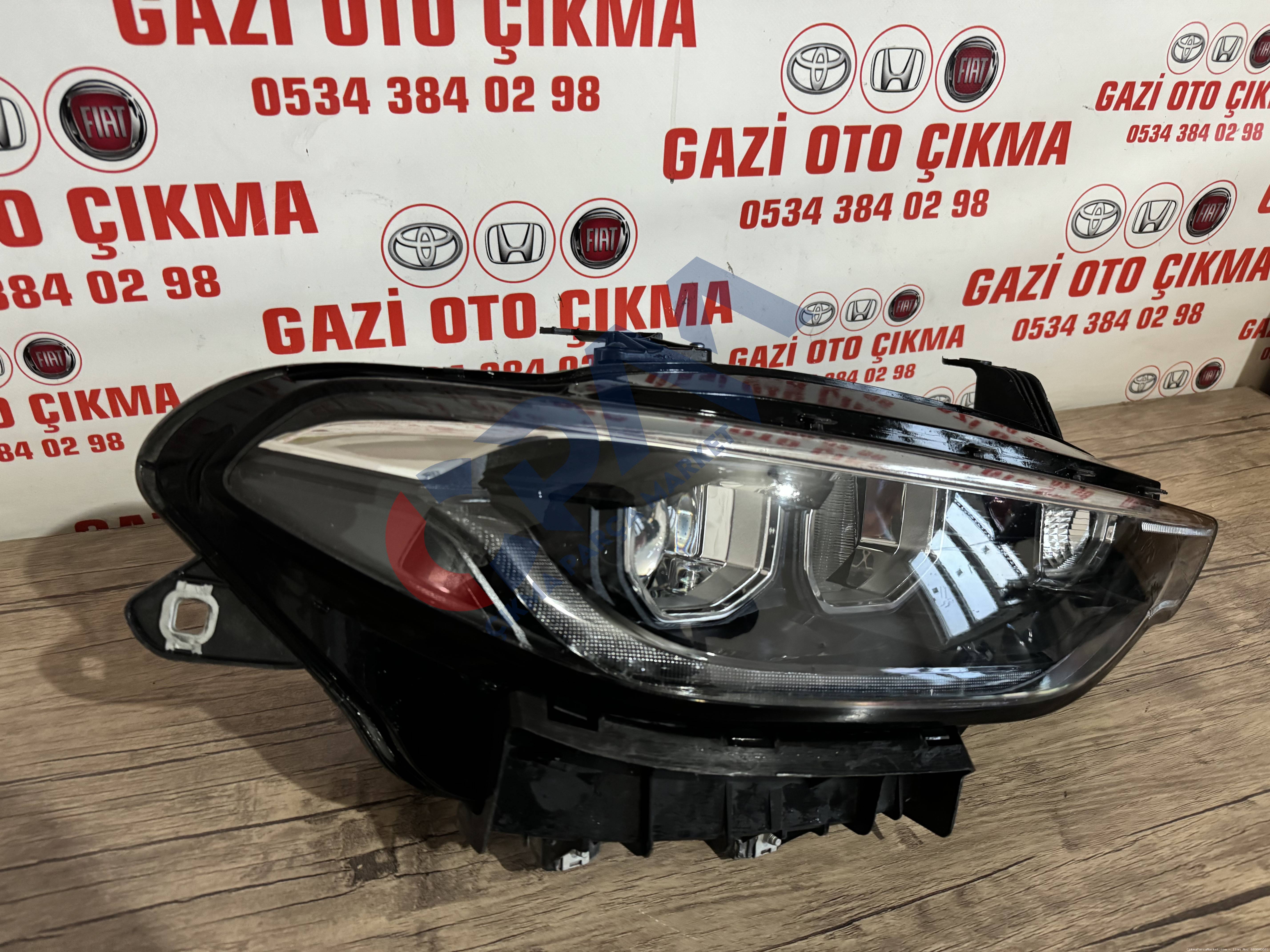 2019 2023 Fiat Egea Çıkma Orjinal Ledli Mercekli Sağ Far