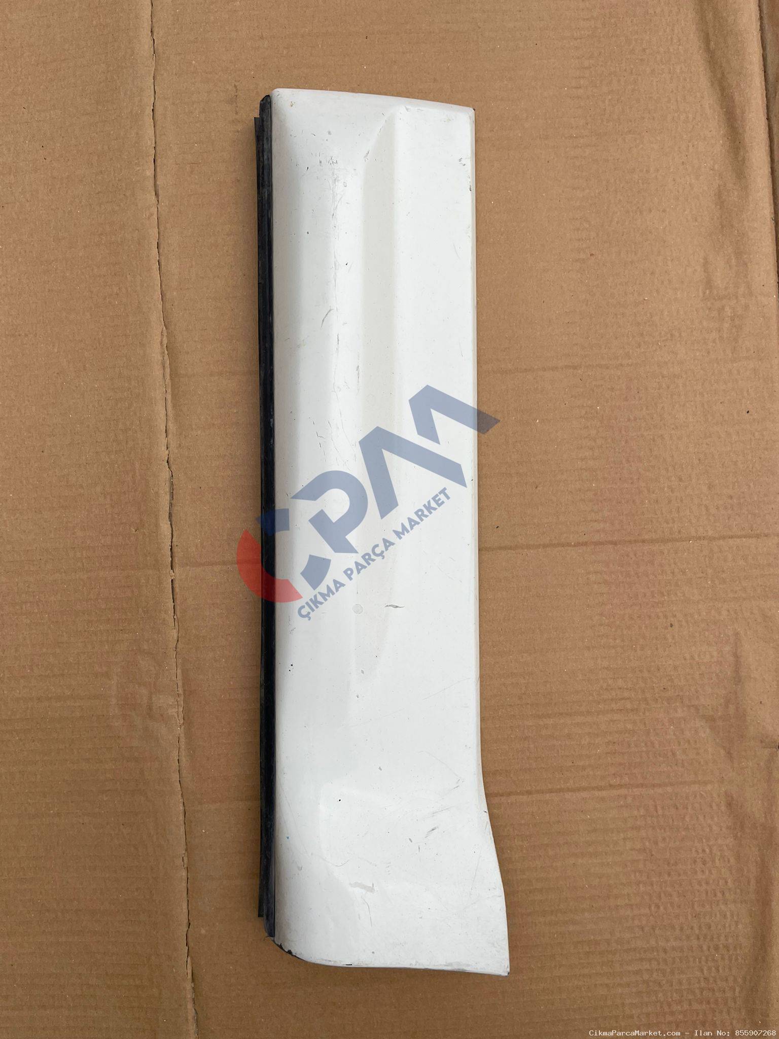 Land Rover Range Rover Sport Sağ Arka Kapı Bandı DGP000231